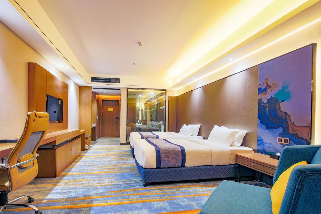 Tomorrow West Hotel Shenzhen Eksteriør billede